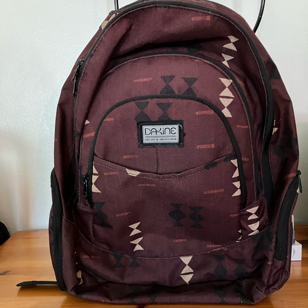 Dakine Campus 33L Backpack